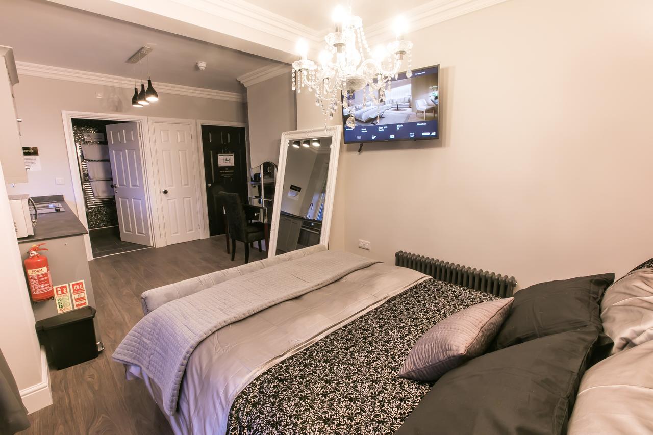 Apartments At Number 10 The Abbey นอร์ริช ภายนอก รูปภาพ